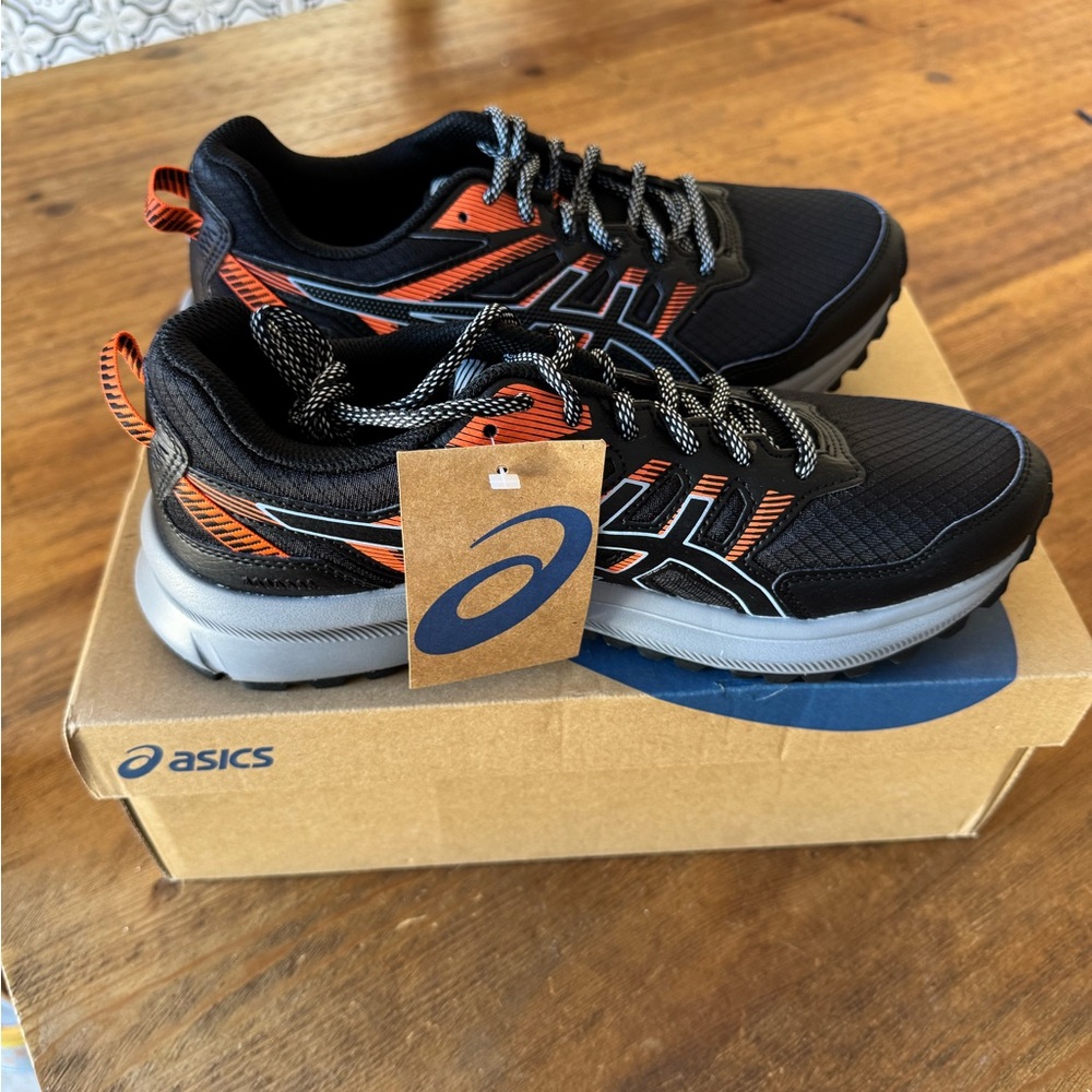 Trail Running Shoes